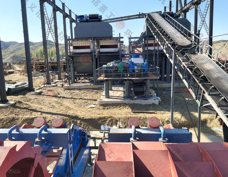 �r(sh��)�a(ch��n)200����ʯ�C(j��)�������Z��ʯ��ɰ�C(j��)�����X(qi��n)һ�_(t��i)��